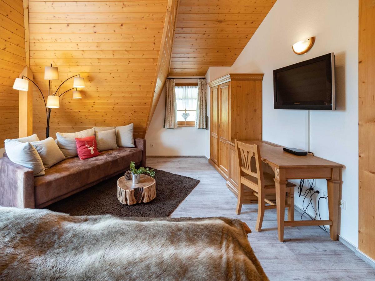 Holiday Apartements By Hotel Gruener Baum Feldberg Feldberg  Buitenkant foto